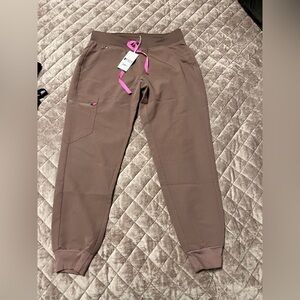Figs Scrub joggers Smokey Taupe NWT Limited Edition